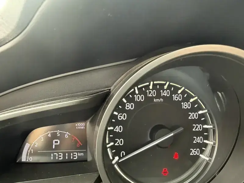 2017 Mazda Axela с пробегом 173 000 км