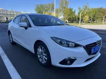 2016 Mazda Axela с пробегом 150 000 км