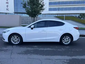2016 Mazda Axela с пробегом 150 000 км