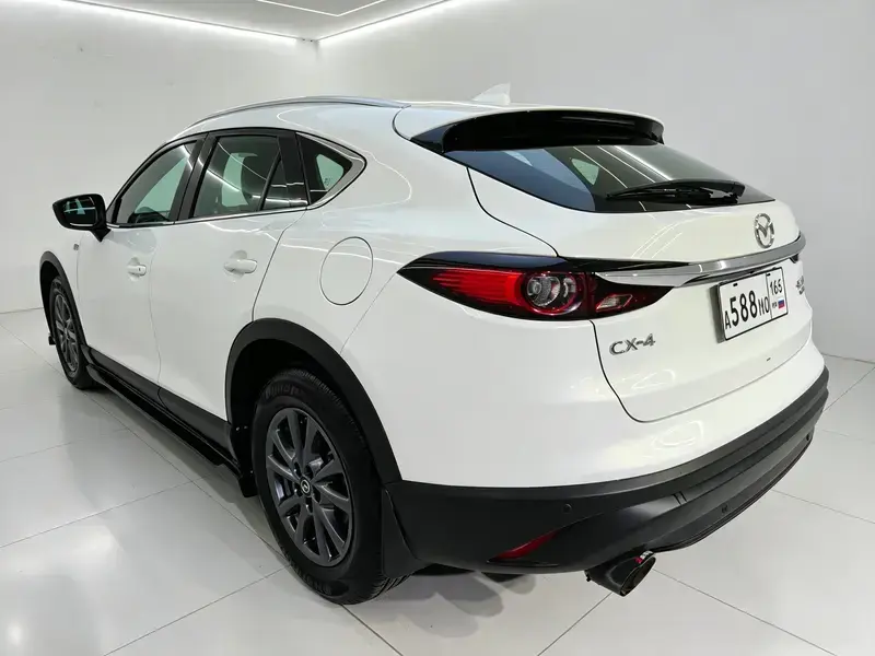 2021 Mazda CX-4 с пробегом 39 000 км