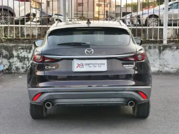 2020 Mazda CX-4 с пробегом 33 000 км