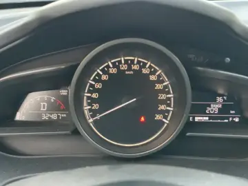 2020 Mazda CX-4 с пробегом 33 000 км