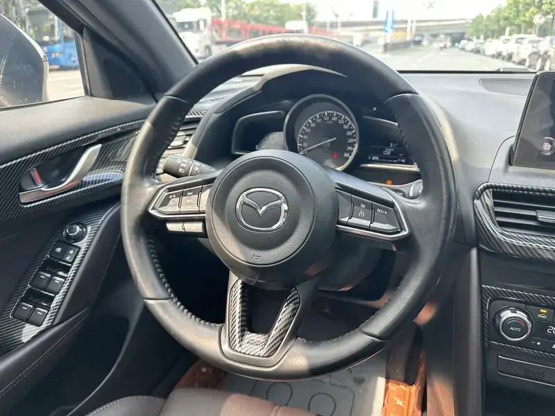 2020 Mazda CX-4 с пробегом 95 000 км