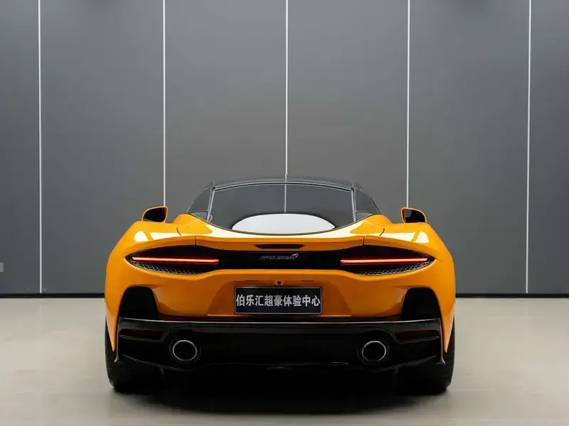 2021 McLaren GT с пробегом 10 000 км