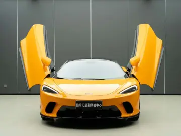 2021 McLaren GT с пробегом 10 000 км