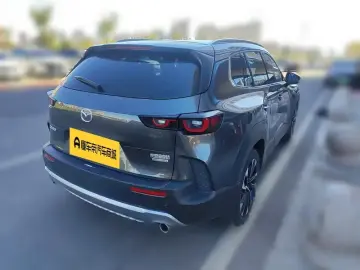 2023 Mazda CX-50 с пробегом 32 400 км