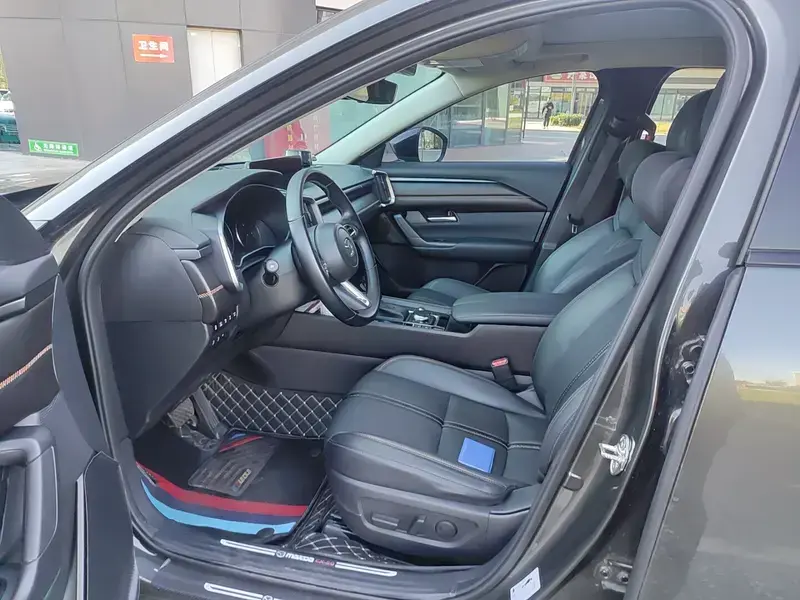 2023 Mazda CX-50 с пробегом 32 400 км