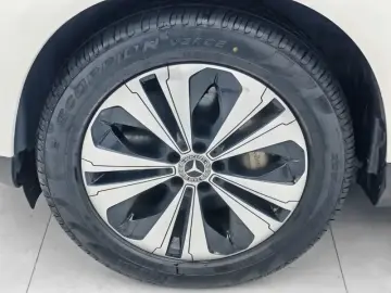 2020 Mercedes-Benz EQC с пробегом 51 000 км