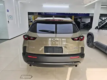 2023 Mazda CX-50 с пробегом 18 000 км
