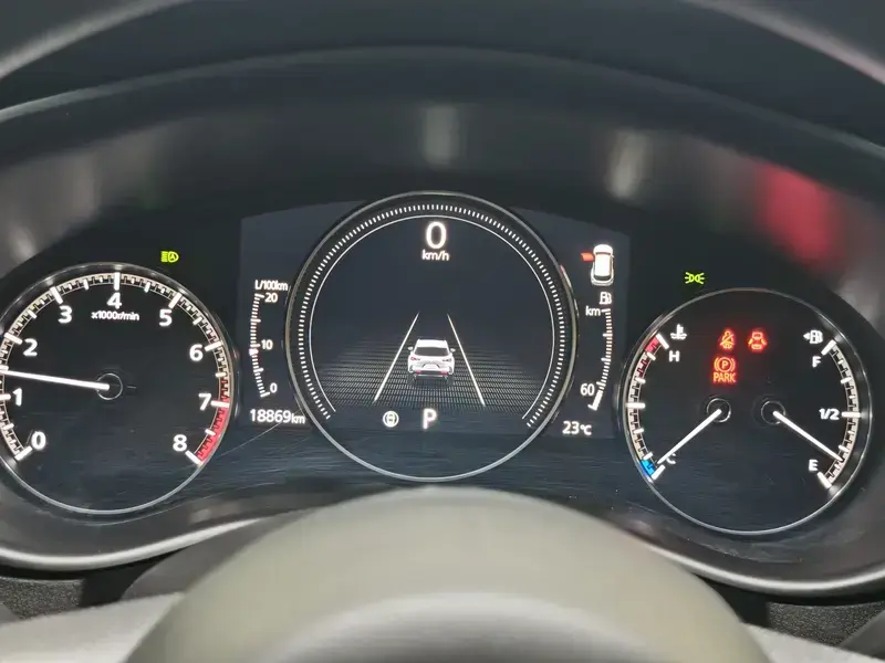 2023 Mazda CX-50 с пробегом 18 000 км