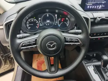 2023 Mazda CX-50 с пробегом 18 000 км