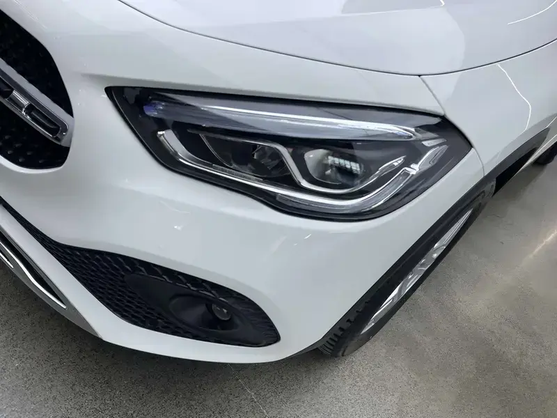 2023 Mercedes-Benz GLA с пробегом 17 500 км