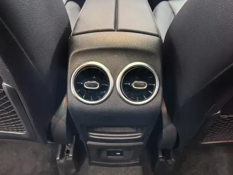 2023 Mercedes-Benz GLA с пробегом 53 000 км
