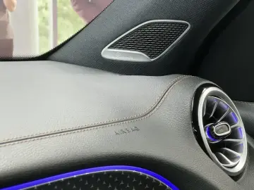 2025 Mercedes-Benz EQB с пробегом 14 000 км
