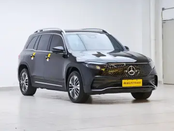 2025 Mercedes-Benz EQB с пробегом 38 800 км