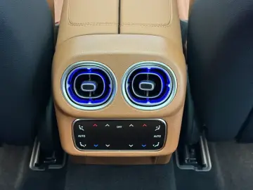 2026 Mercedes-Benz GLC с пробегом 2 600 км