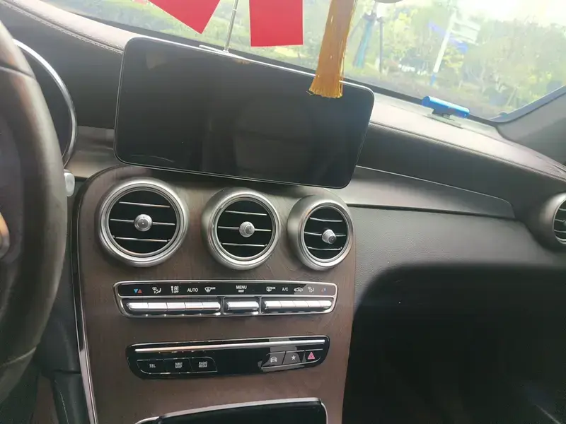 2022 Mercedes-Benz GLC с пробегом 125 900 км