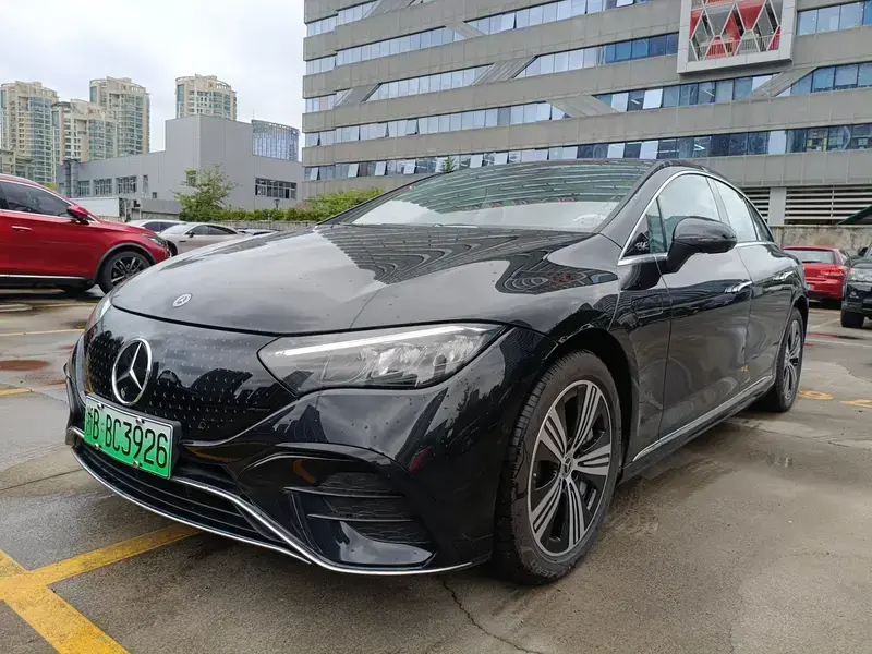 2025 Mercedes-Benz EQE с пробегом 100 км