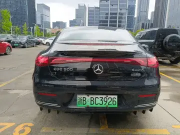 2025 Mercedes-Benz EQE с пробегом 100 км