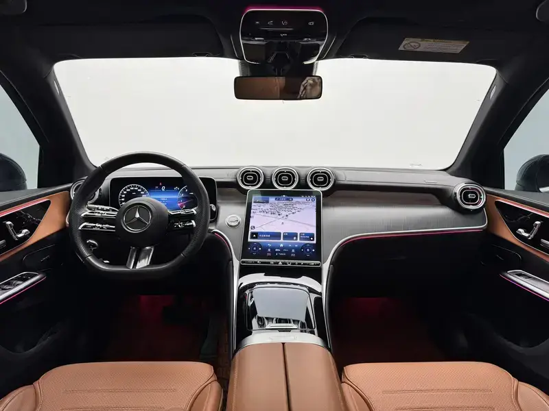 2023 Mercedes-Benz GLC с пробегом 45 500 км