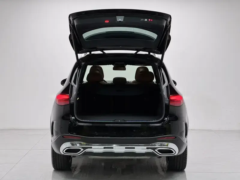 2023 Mercedes-Benz GLC с пробегом 45 500 км