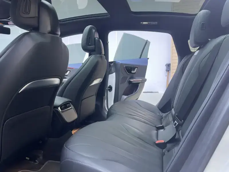 2022 Mercedes-Benz EQE с пробегом 110 000 км