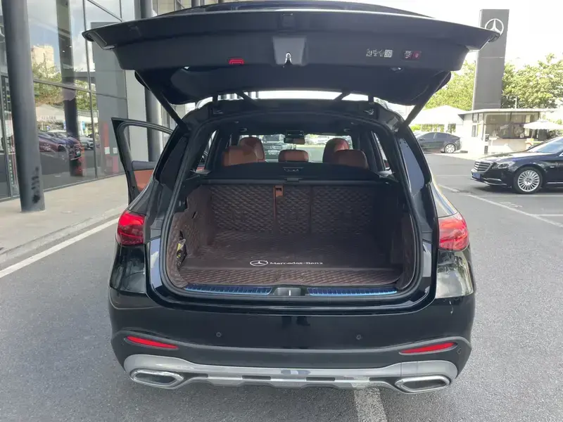 2024 Mercedes-Benz GLC с пробегом 59 500 км