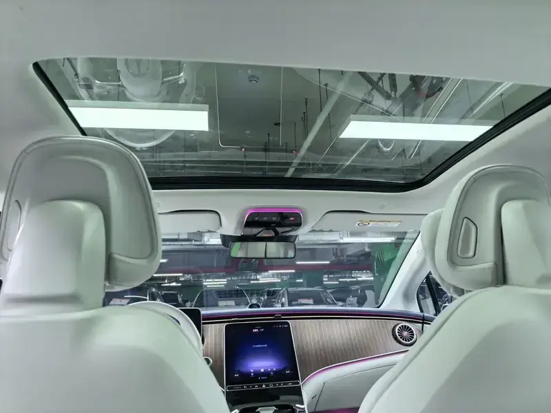 2025 Mercedes-Benz EQE с пробегом 21 800 км