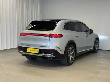2023 Mercedes-Benz EQS SUV с пробегом 67 900 км