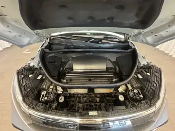 2023 Mercedes-Benz EQS SUV с пробегом 67 900 км