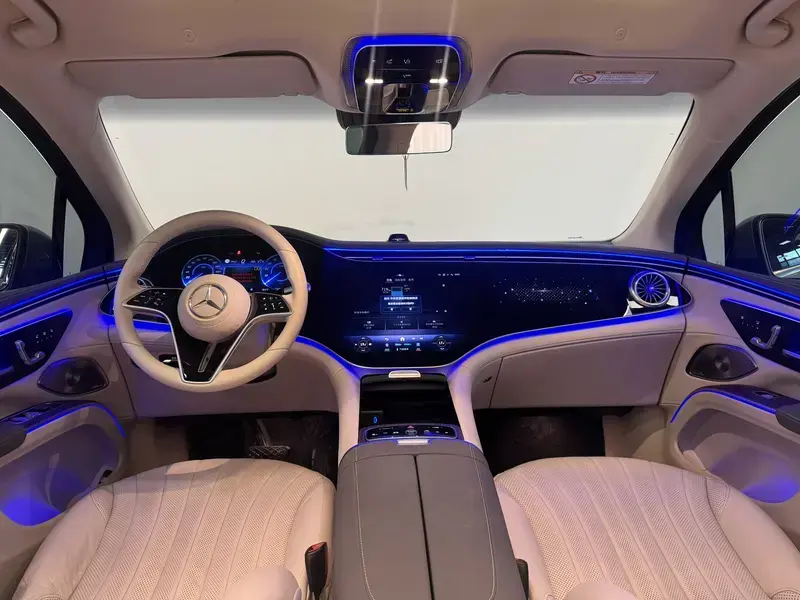 2023 Mercedes-Benz EQS SUV с пробегом 67 900 км