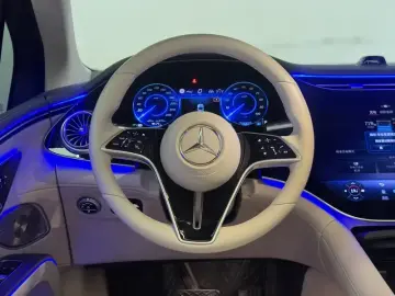 2023 Mercedes-Benz EQS SUV с пробегом 67 900 км