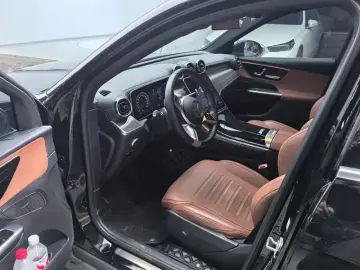 2023 Mercedes-Benz GLC с пробегом 32 000 км