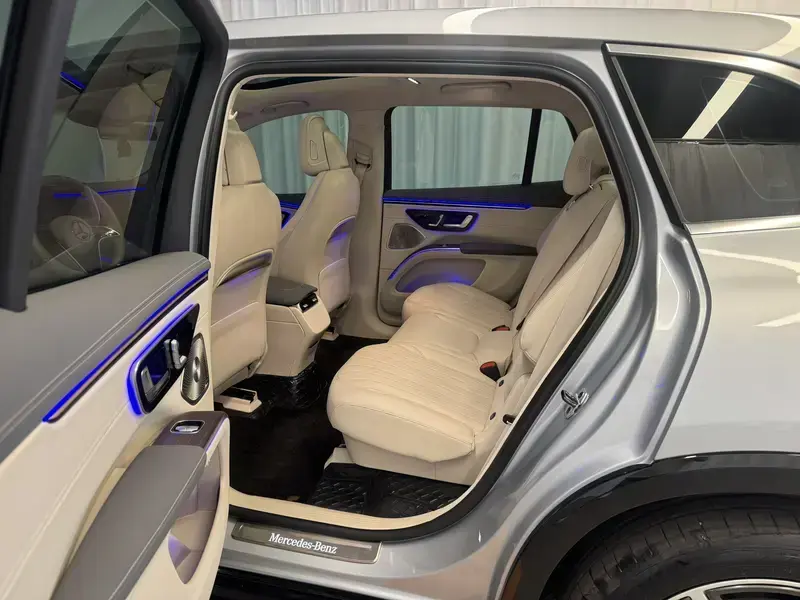 2023 Mercedes-Benz EQS SUV с пробегом 67 900 км