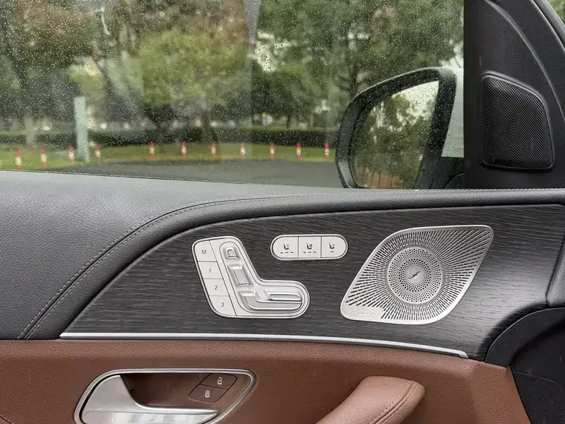 2024 Mercedes-Benz GLS с пробегом 30 000 км