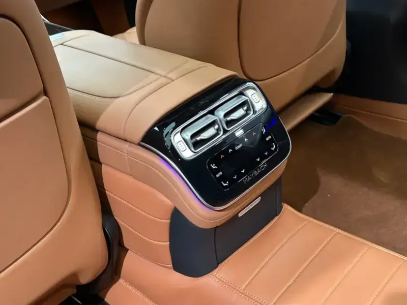 2024 Mercedes-Benz Maybach S-Класс с пробегом 30 000 км