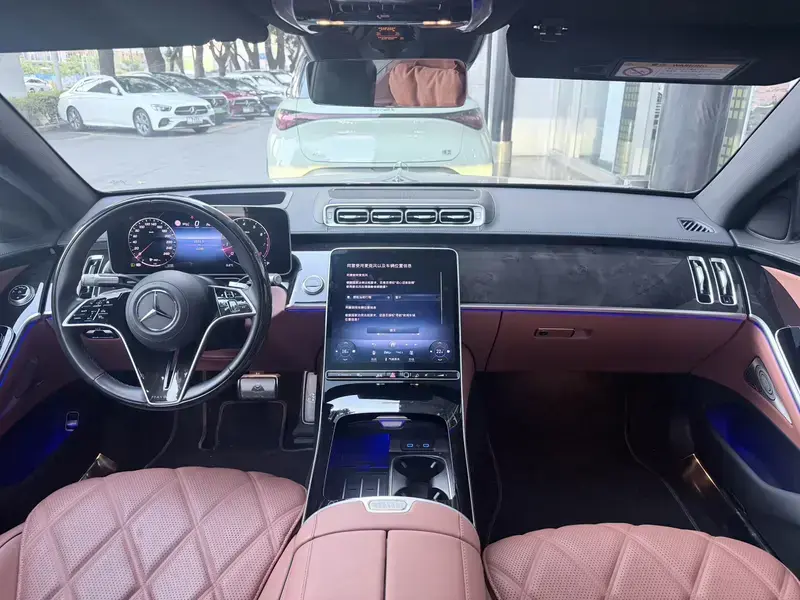 2024 Mercedes-Benz Maybach S-Класс с пробегом 11 000 км