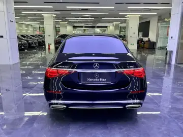 2025 Mercedes-Benz Maybach S-Класс с пробегом 9 700 км