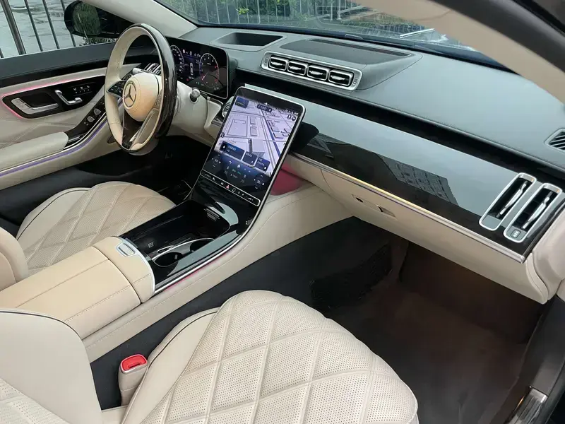 2025 Mercedes-Benz Maybach S-Класс с пробегом 9 700 км