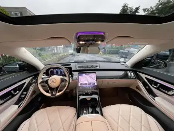 2025 Mercedes-Benz Maybach S-Класс с пробегом 9 700 км