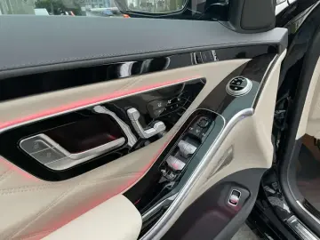 2025 Mercedes-Benz Maybach S-Класс с пробегом 9 700 км
