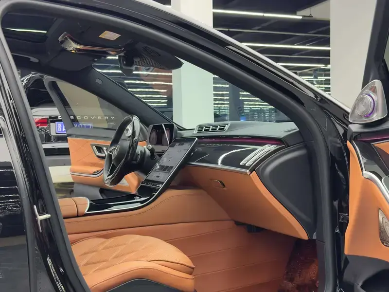2025 Mercedes-Benz Maybach S-Класс с пробегом 17 700 км