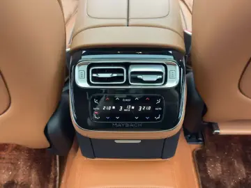 2025 Mercedes-Benz Maybach S-Класс с пробегом 17 700 км