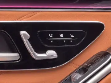 2025 Mercedes-Benz Maybach S-Класс с пробегом 17 700 км
