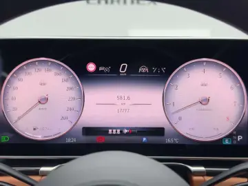 2025 Mercedes-Benz Maybach S-Класс с пробегом 17 700 км