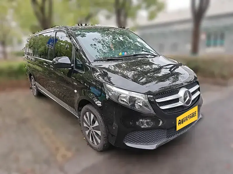 2023 Mercedes-Benz Vito с пробегом 33 400 км