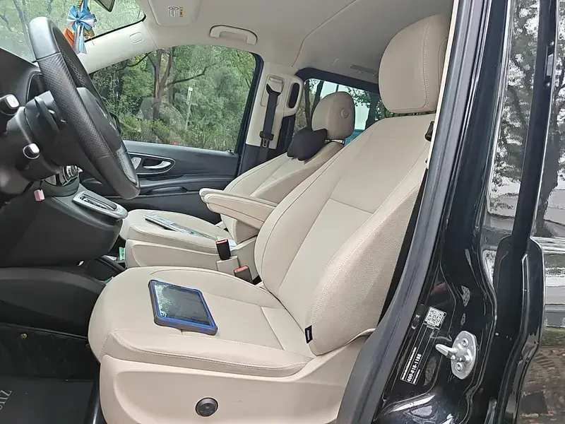 2023 Mercedes-Benz Vito с пробегом 33 400 км