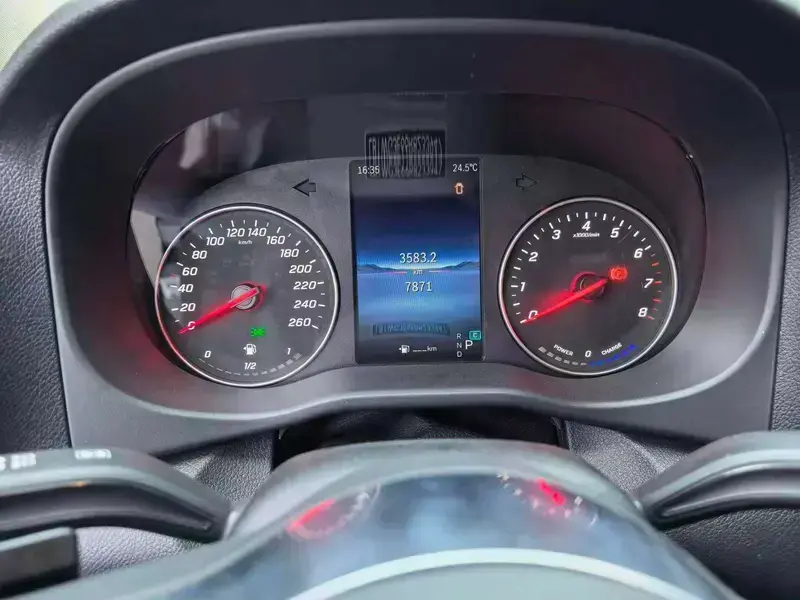 2024 Mercedes-Benz Vito с пробегом 7 900 км