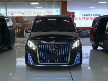 2025 Mercedes-Benz Vito с пробегом 23 000 км