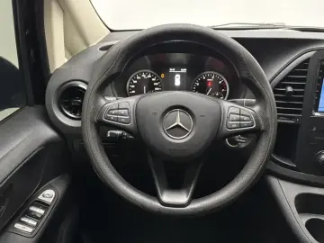 2021 Mercedes-Benz Vito с пробегом 127 100 км